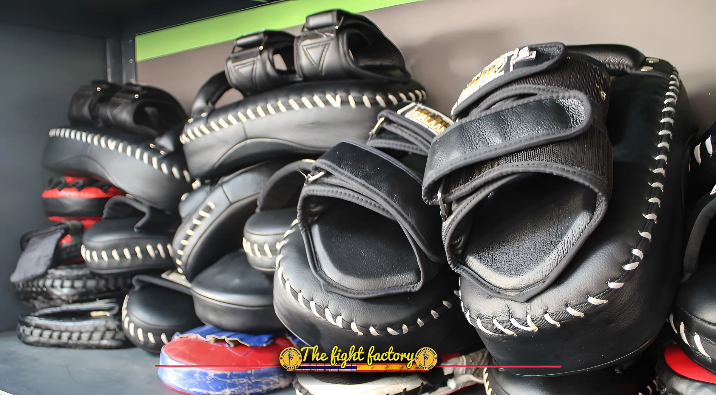Guantes y pads