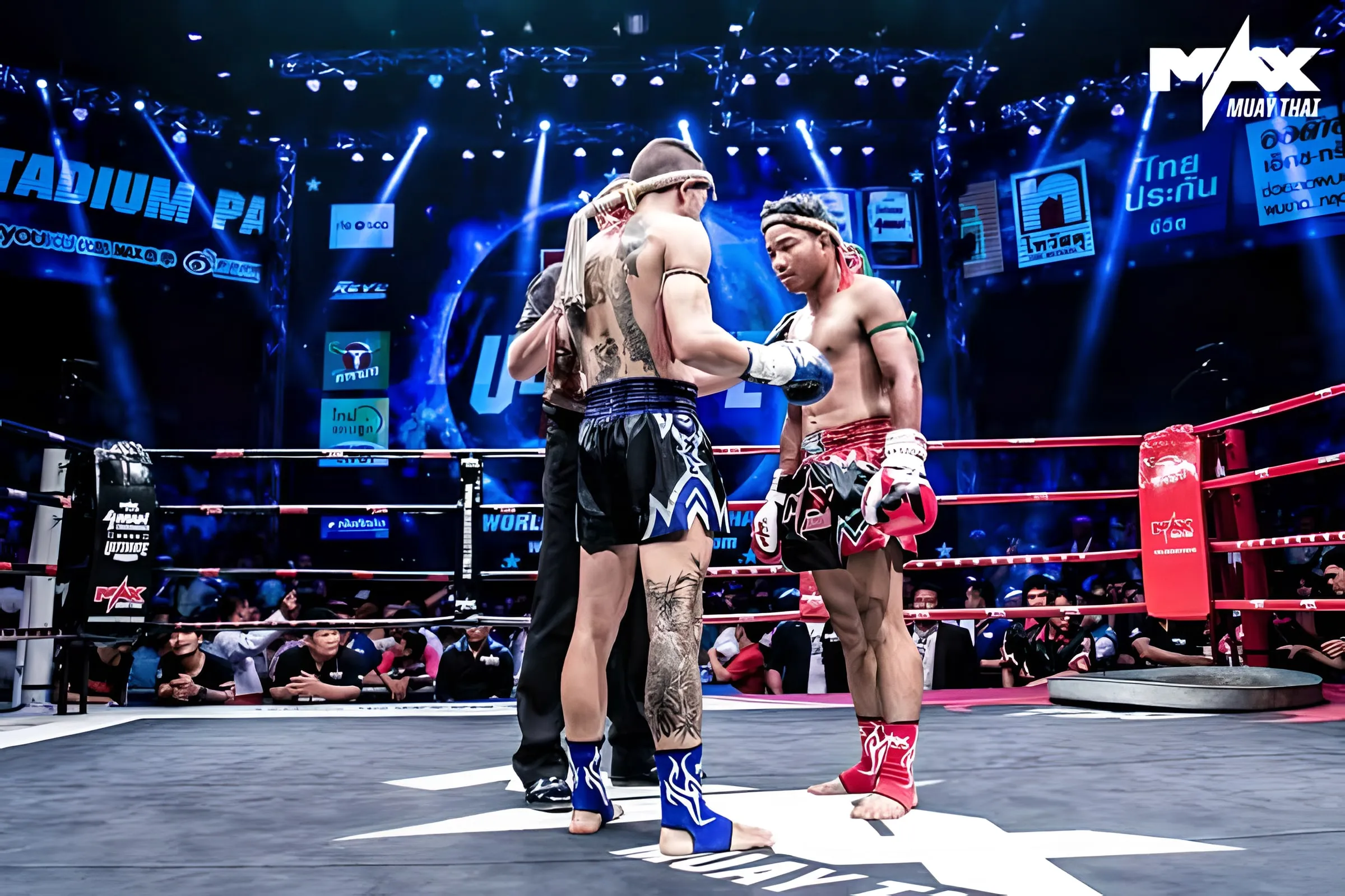Combate en el Max Muay Thai